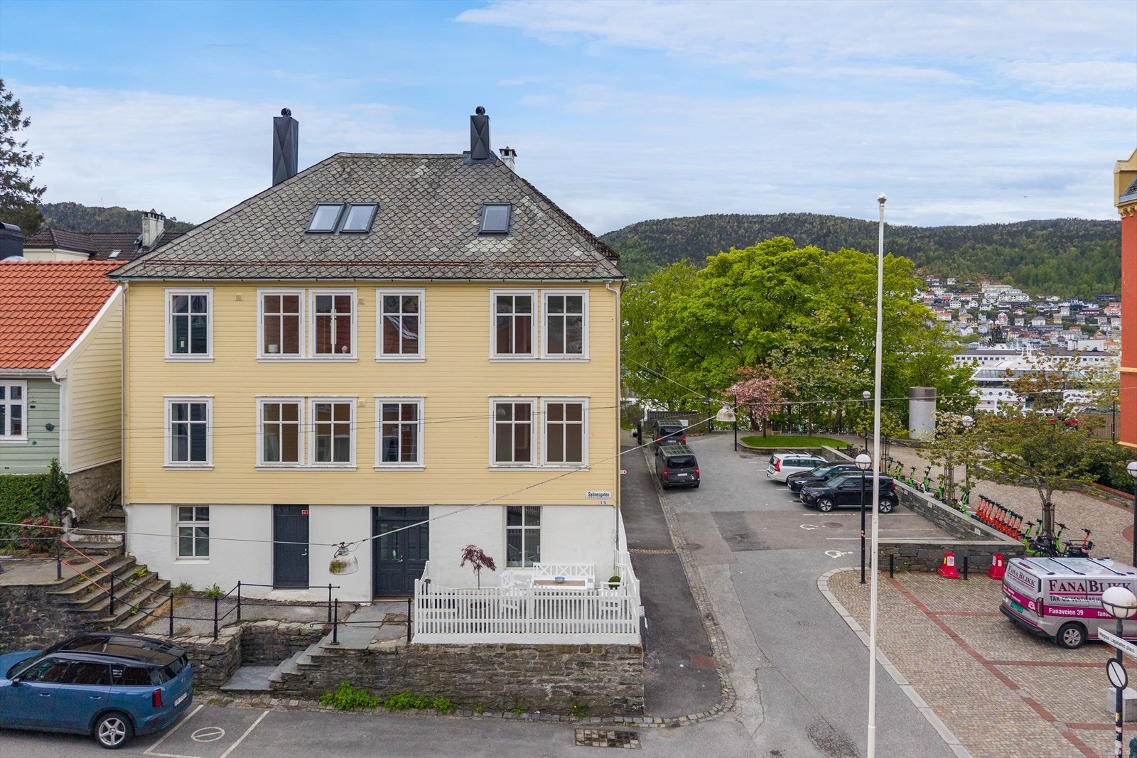 Sydnes gir deg en sentral base med kort vei til Bergen sentrum, Nøstet, Engen og universitetet. Galleribilde