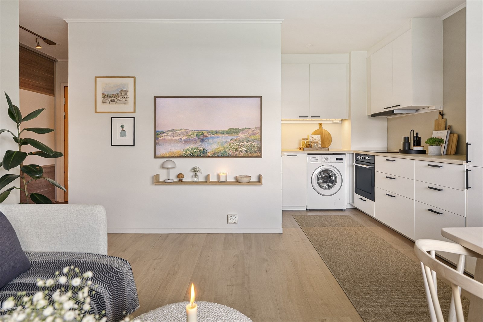 Iht forretningsfører er borettslaget i gang med forhandling om IN-avtale for fellesgjelden. Dette vil etter hvert gi mulighet for å innfri andelens fellesgjeld. Galleribilde