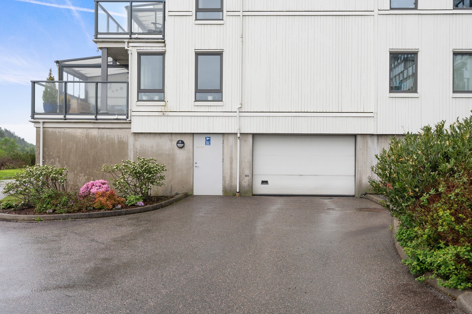 Det medfølger fast parkeringsplass i felles garasje. Galleribilde