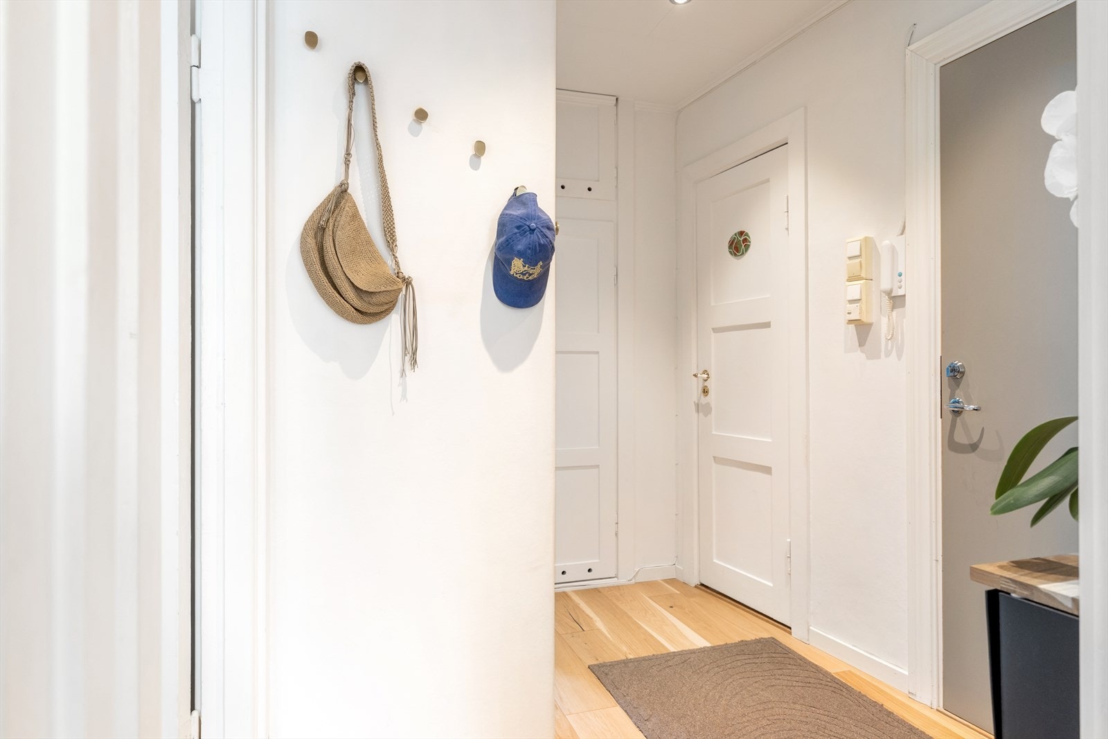 Fra gangen er det adkomst til baderommet. Galleribilde