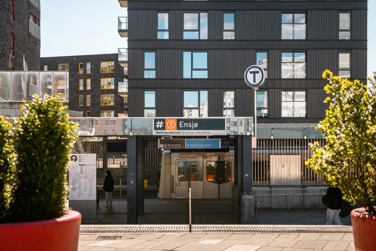 2 minutter til t-bane og bussforbindelse. Galleribilde