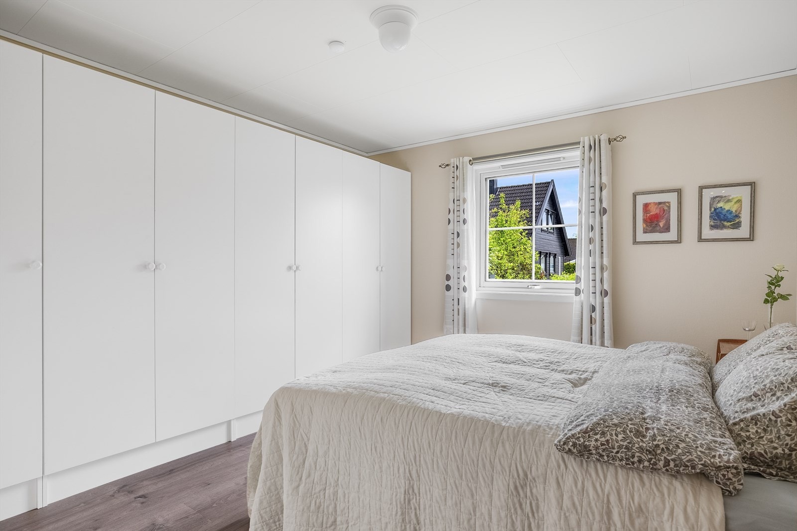 Soverommet i 1. etasje er på romslige 12,5m². Galleribilde