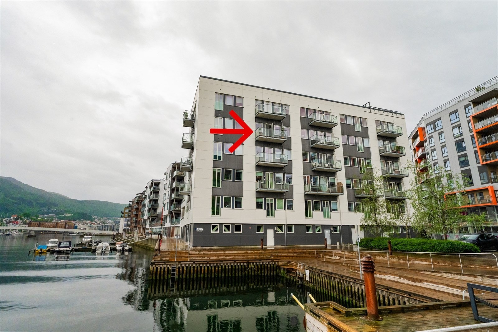 Leiligheten ligger fint til i byggets 5.etasje. Galleribilde