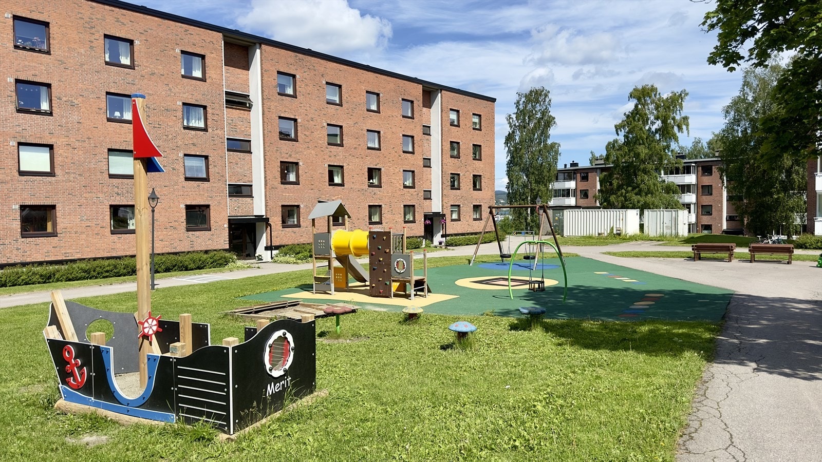 Her kan barna leke! Galleribilde