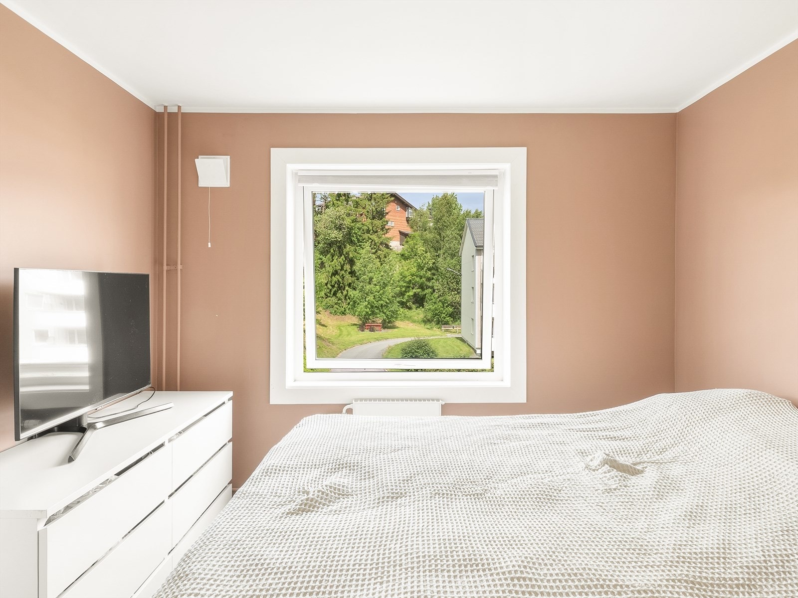 Sengen på bildet er 210x210. Galleribilde