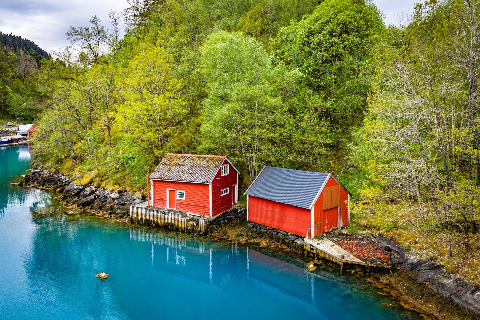 Naustet til høyre. Galleribilde
