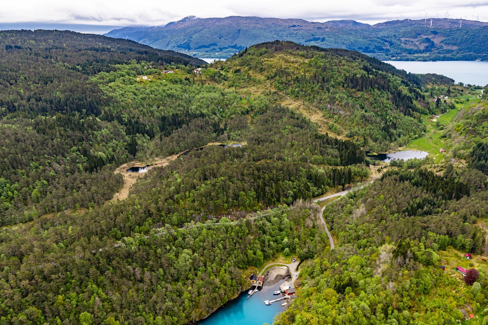 Skogsteig i bakkant. NB i planverket ligger HORD-FAST igjennom denne parsellen Galleribilde