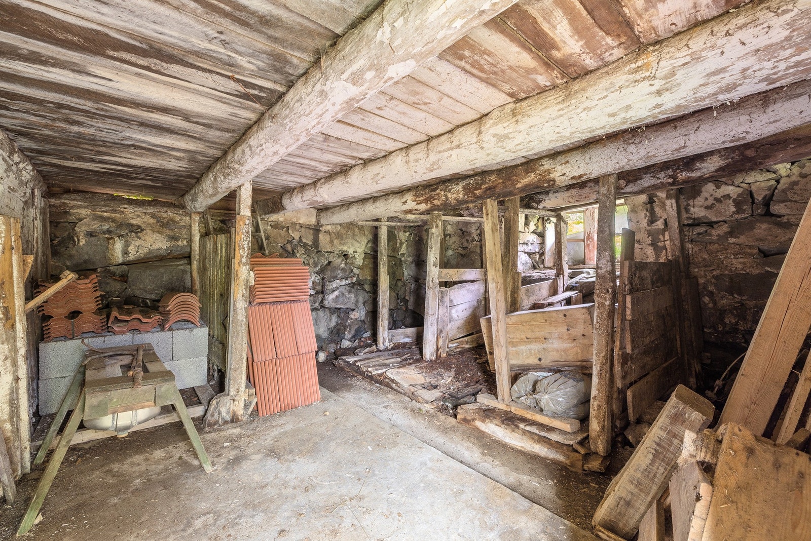 Kjellerom nede Galleribilde