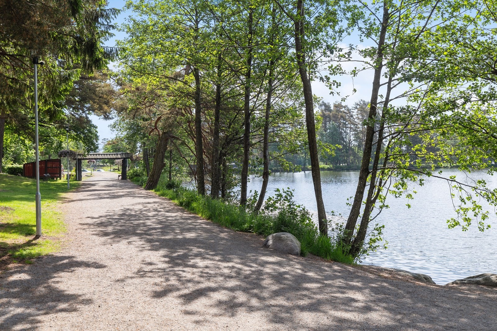 Like i nærheten finner du Bugårdsparken med et bredt tilbud av idretts- og fritidsaktiviteter gjennom hele året. Galleribilde
