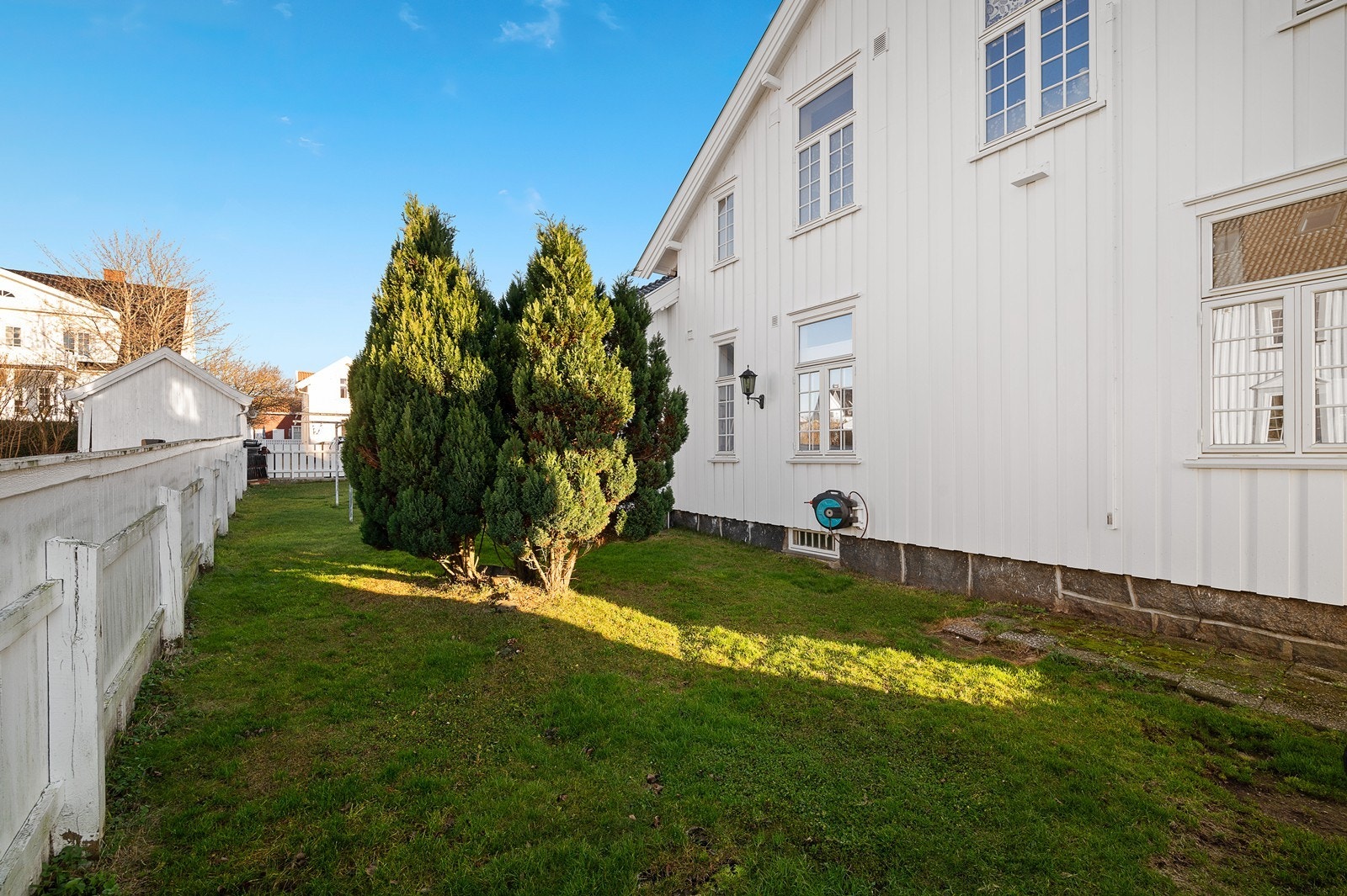 Det er en sjelden mulighet å få en tomt i sentrum med hage av denne størrelsen Galleribilde
