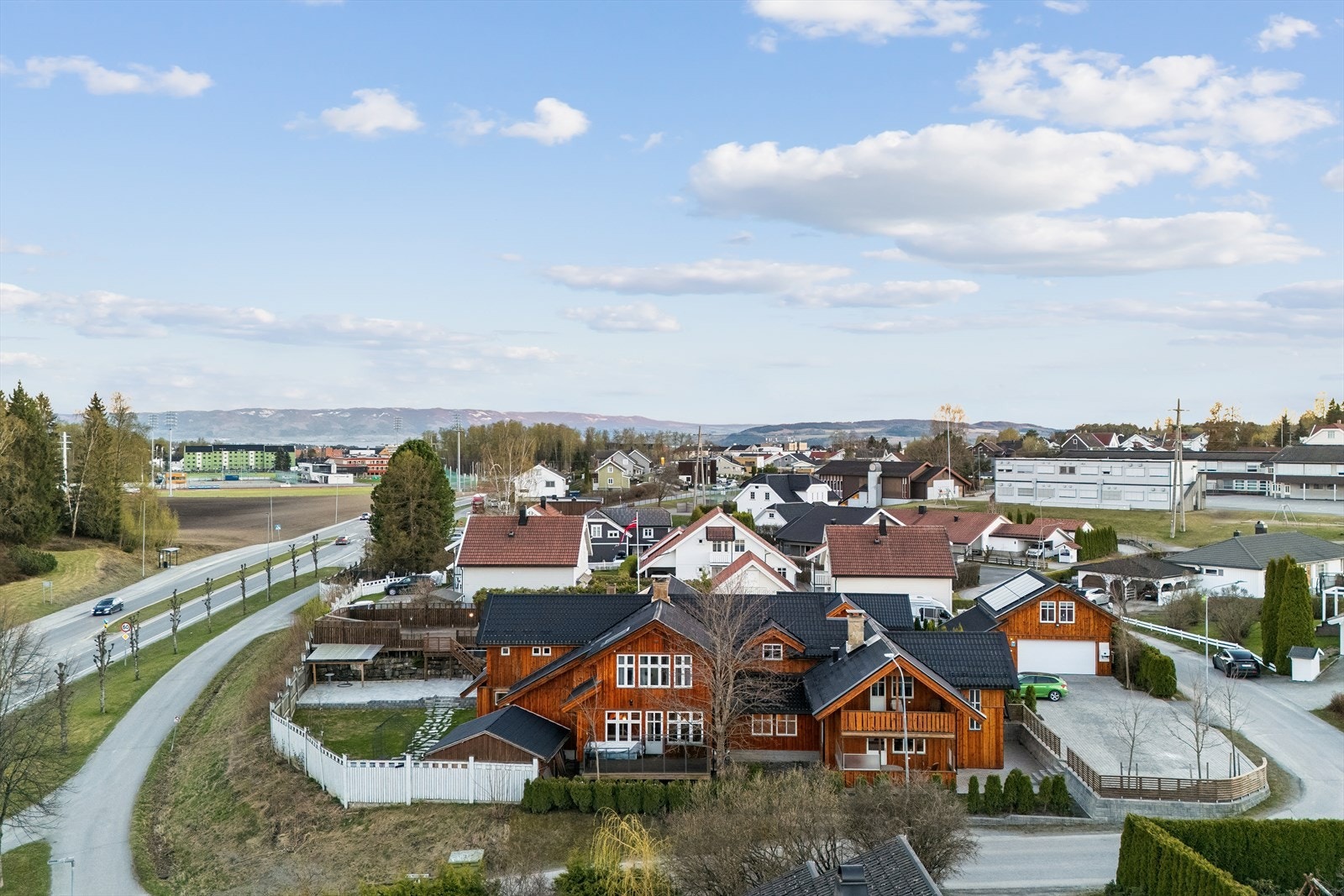 Med Solvang skole og barnehage kun få minutters gange unna, er hverdagslogistikken svært enkel. Galleribilde