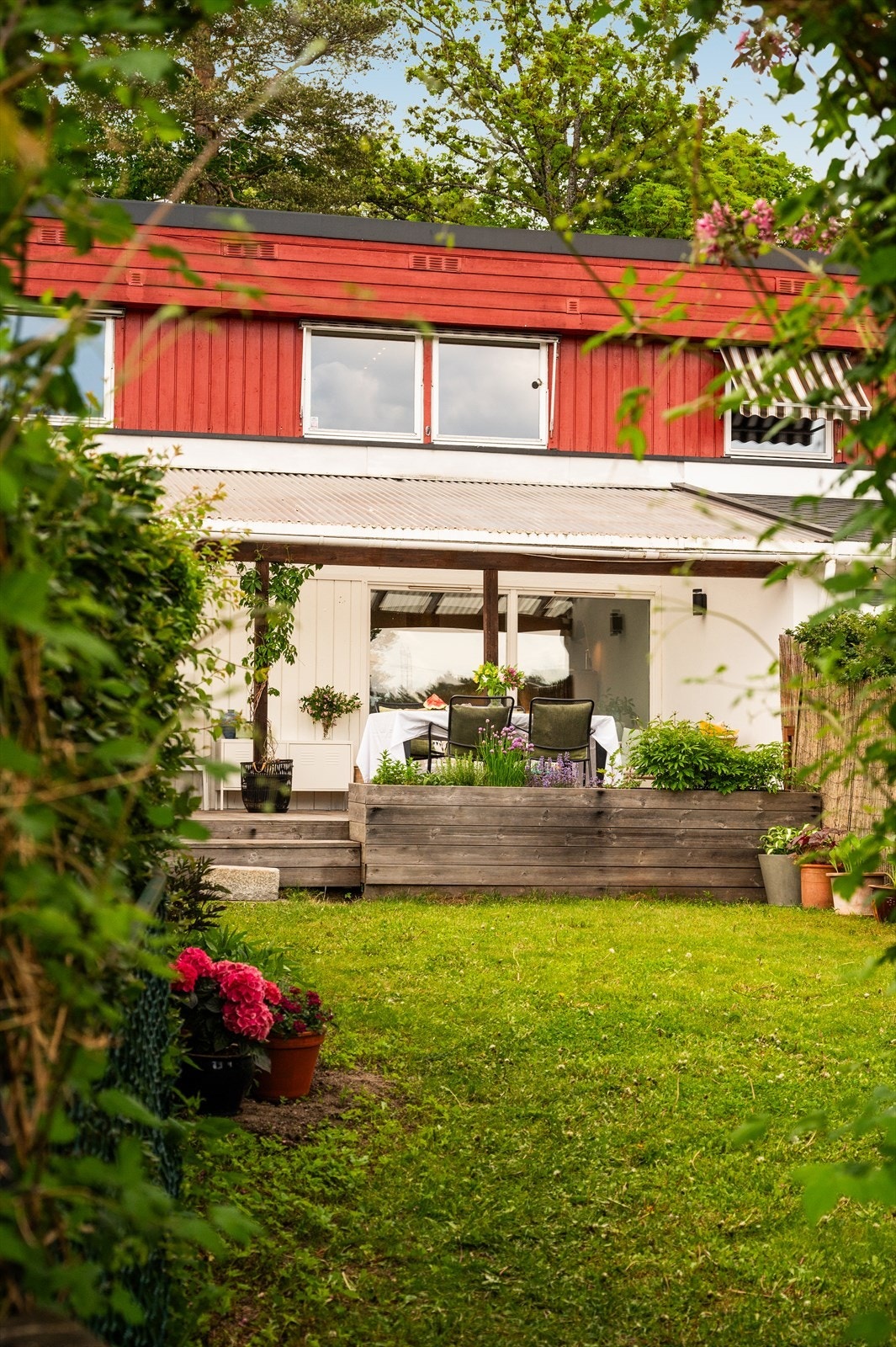 Rekkehuset ligger godt tilbaketrukket i et rolig og barnevennlig område. Galleribilde