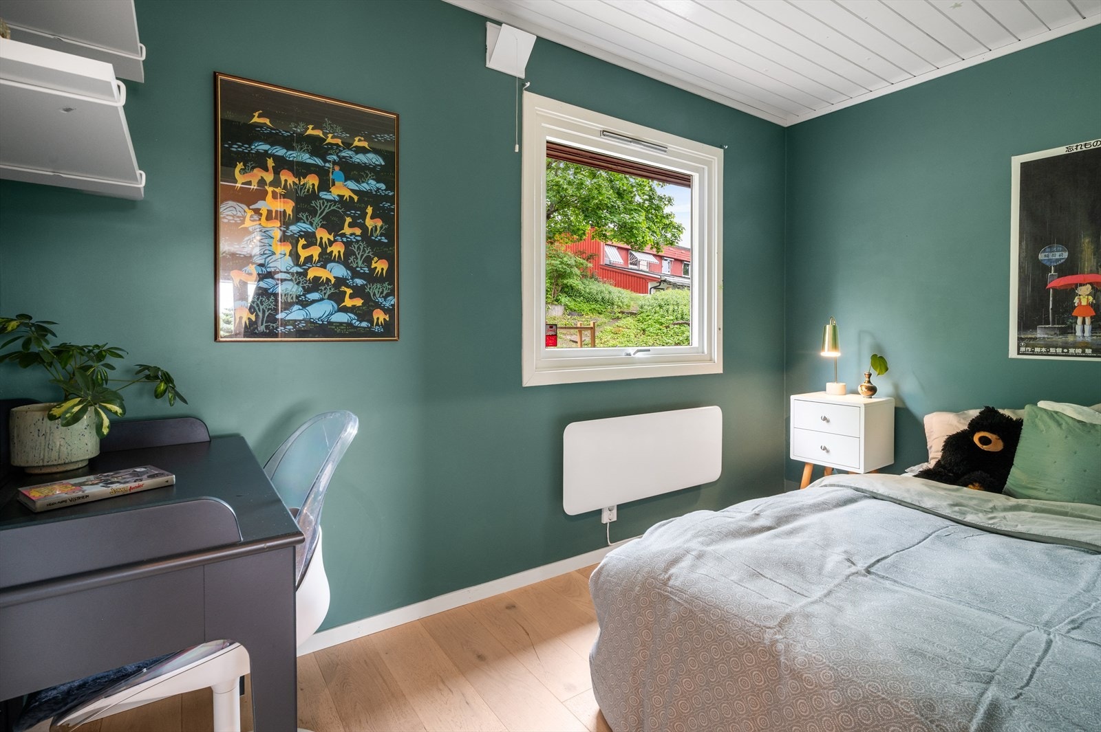 Det andre soverommet egner seg godt som barnerom, gjesterom eller kontor, avhengig av behov. Galleribilde