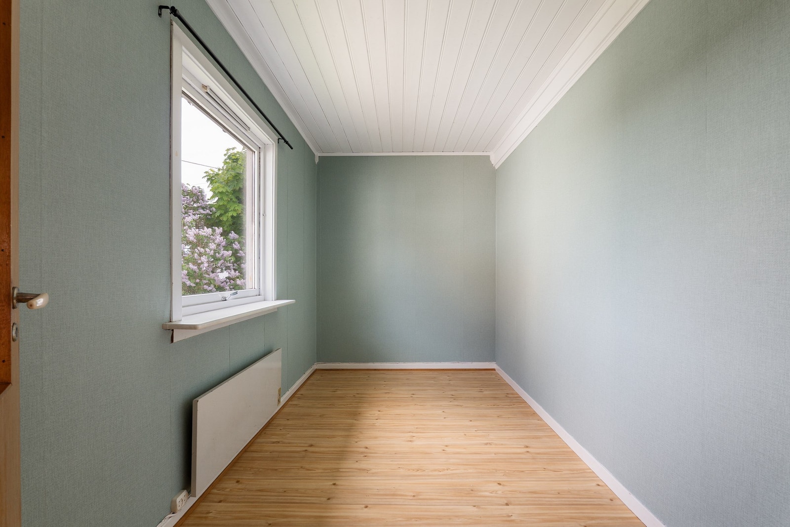 Soverom på ca. 8 kvm. - tilgjengelig fra bryggerhusets entré. Galleribilde