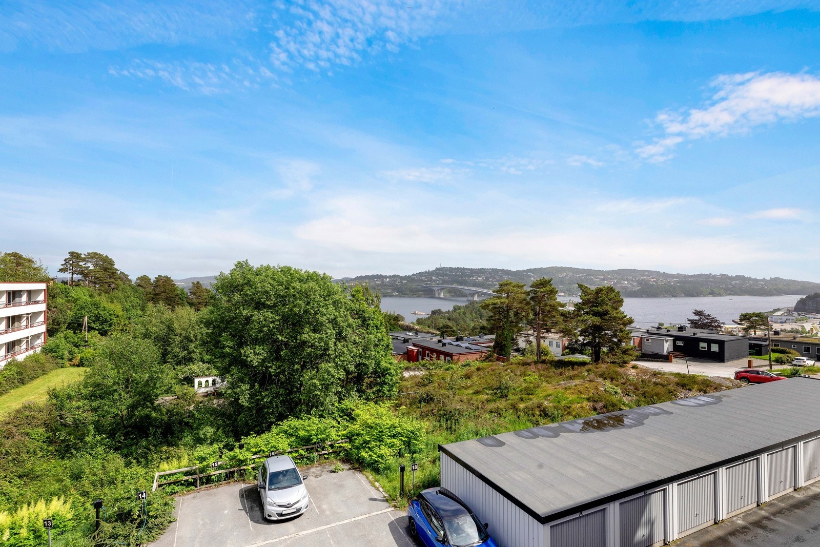 Utsikt fra balkong. Galleribilde