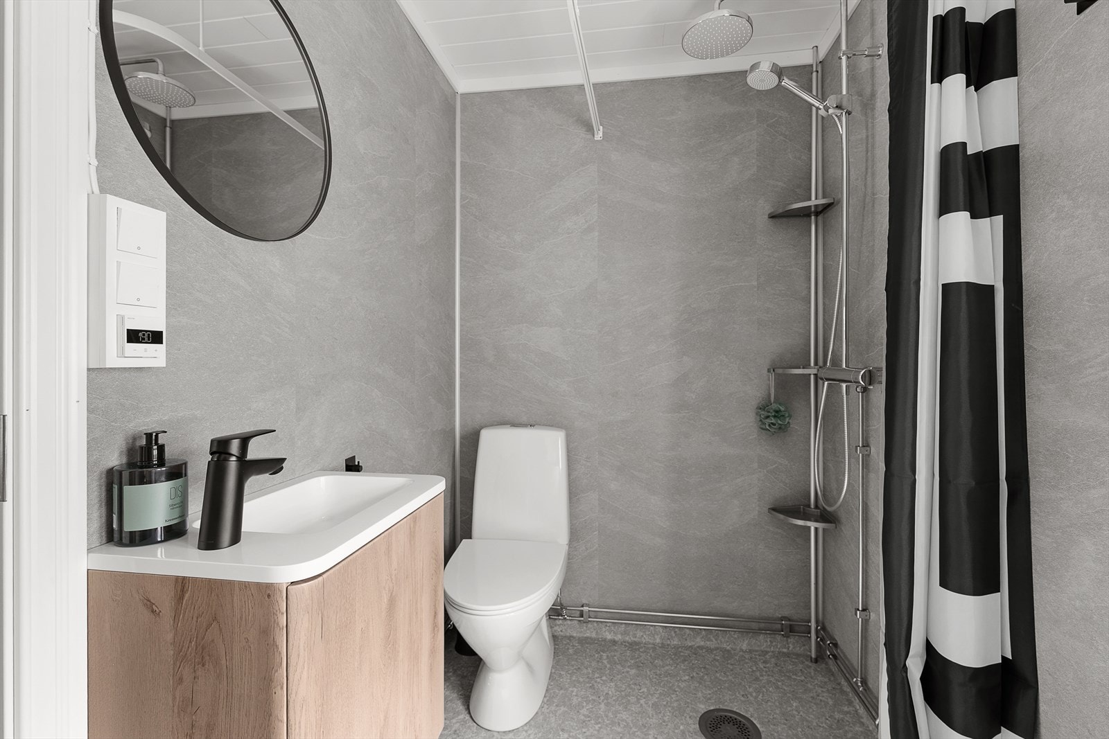 Badet renovert i 2025 og er utført av fagfolk. Galleribilde