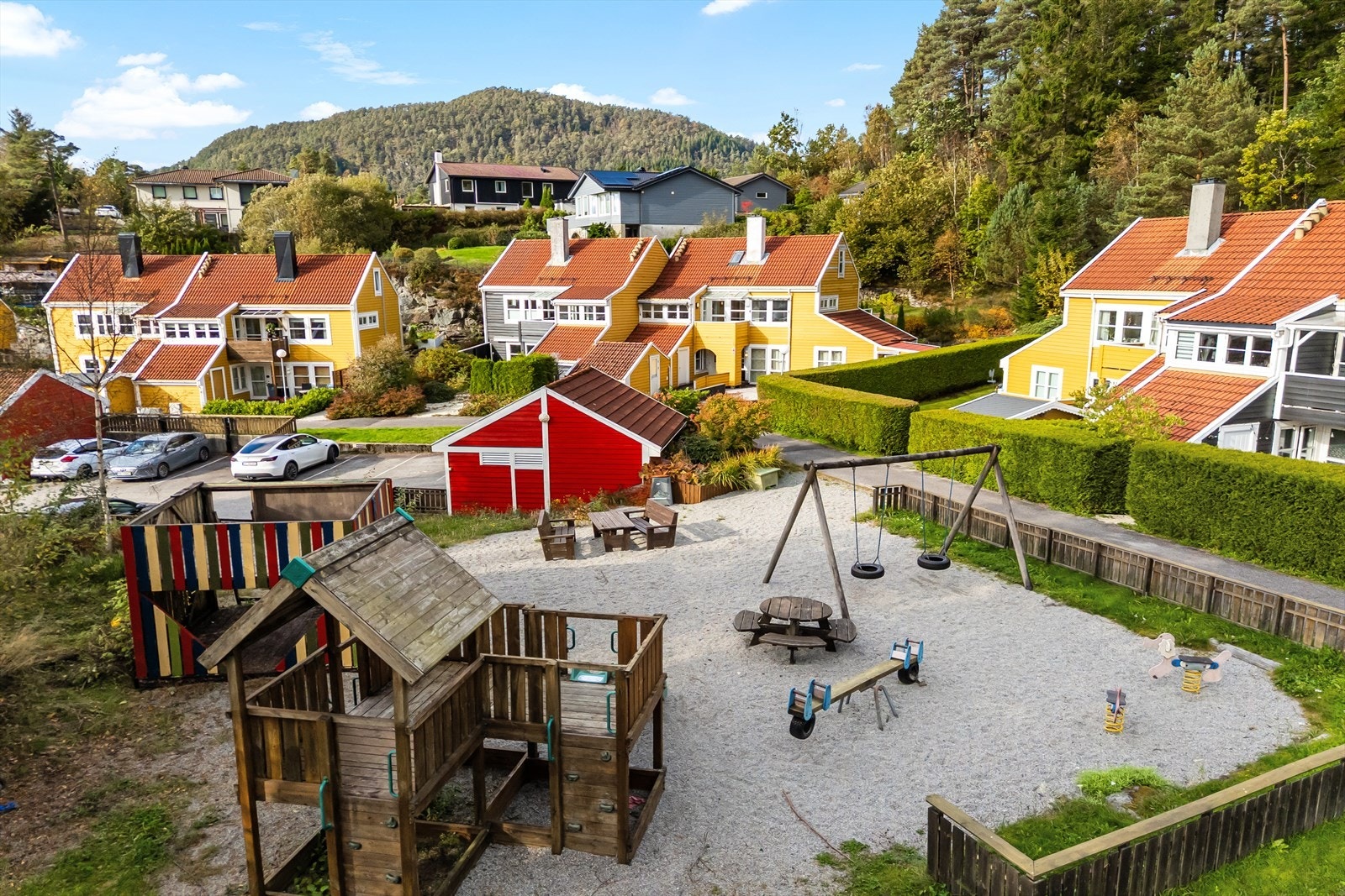 Lekeplass i sameiet Galleribilde