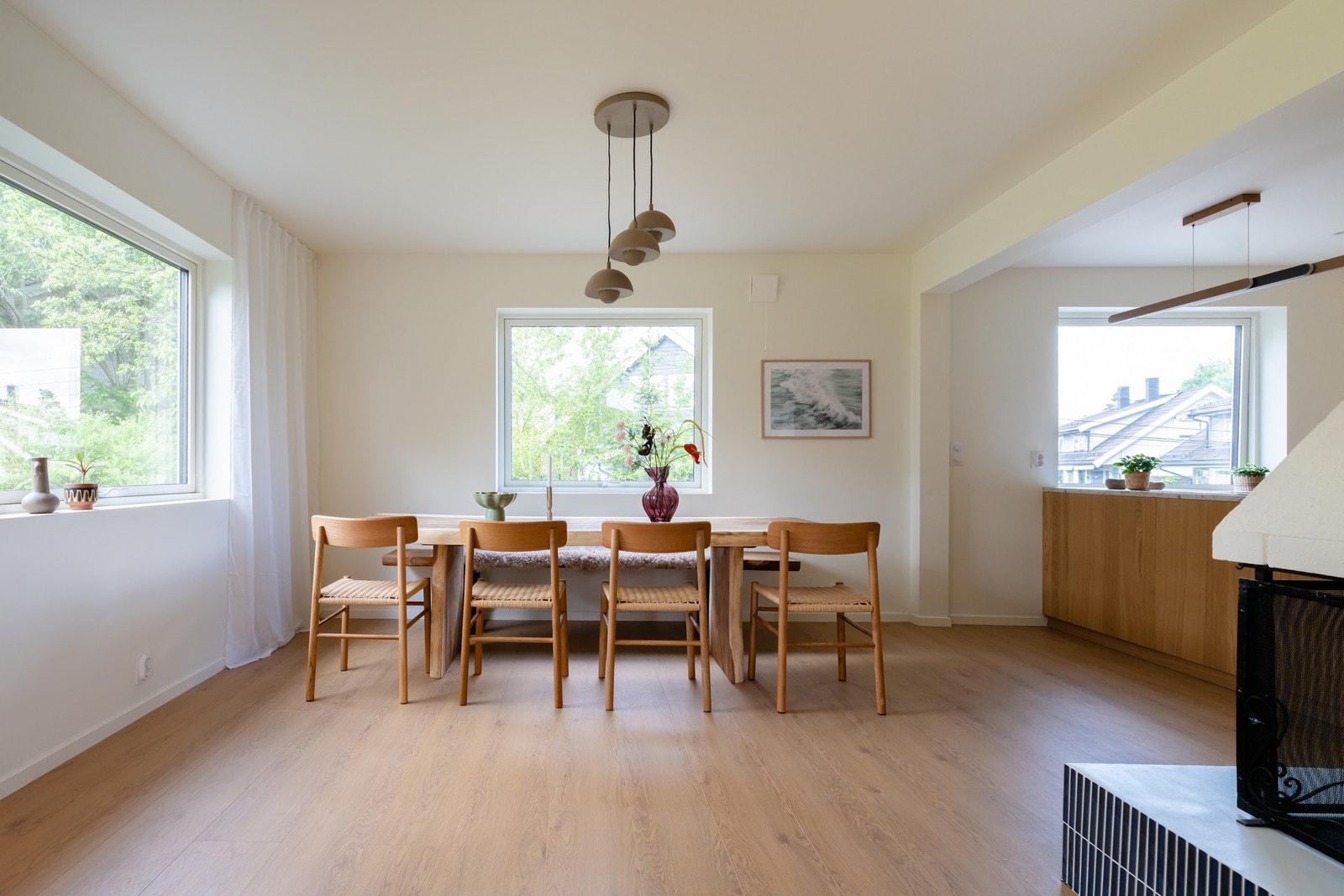 God plass til langbord hvor familien kan samles. Galleribilde