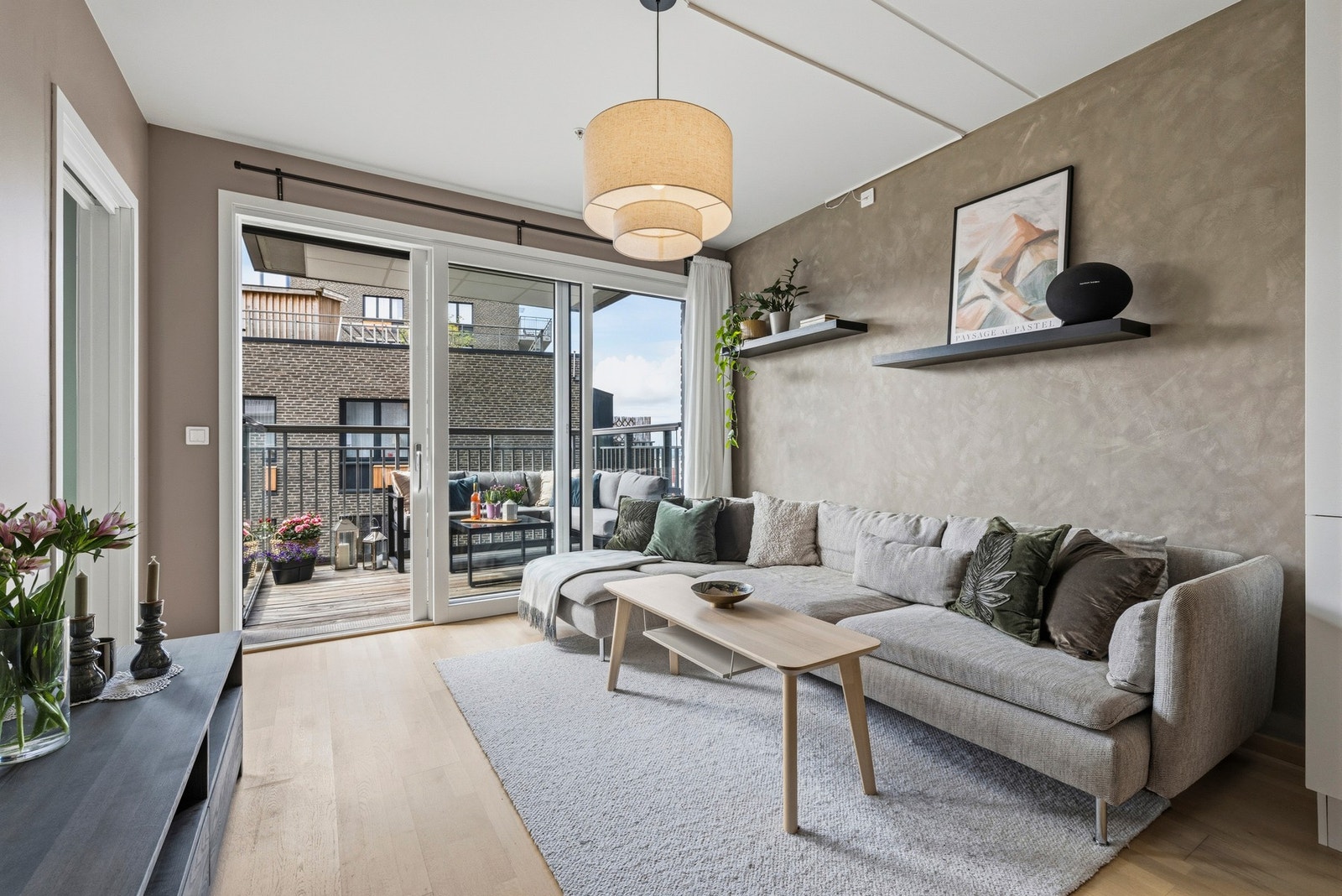 PrivatMegleren Infinita ved Trym Stokland har gleden av å presentere Grenseveien 69 B! (Foto: Marika Mørkestøl) Galleribilde