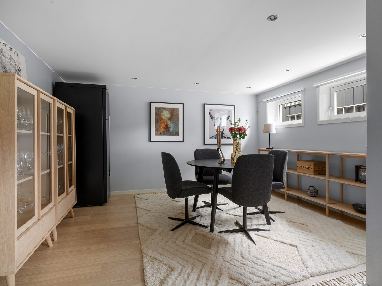 Kjellerstuen er på originale byggetegninger angitt som hobbyrom. Galleribilde