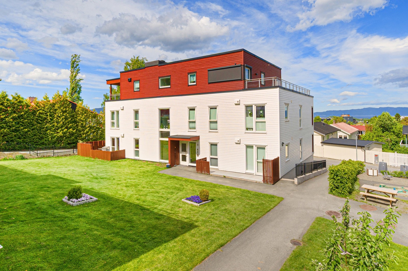 Flotte fellesarealer som er ypperlig å benytte seg av i sommerhalvåret. Galleribilde