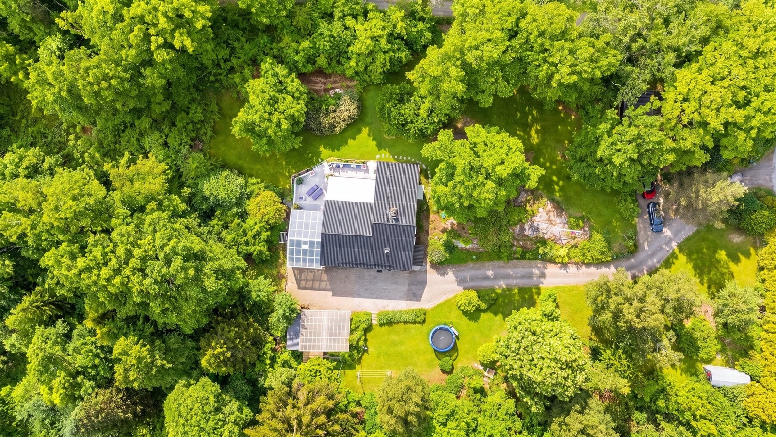 Villa Kirkebøen - et eventyr av en eiendom! Her er det godt å bo Galleribilde