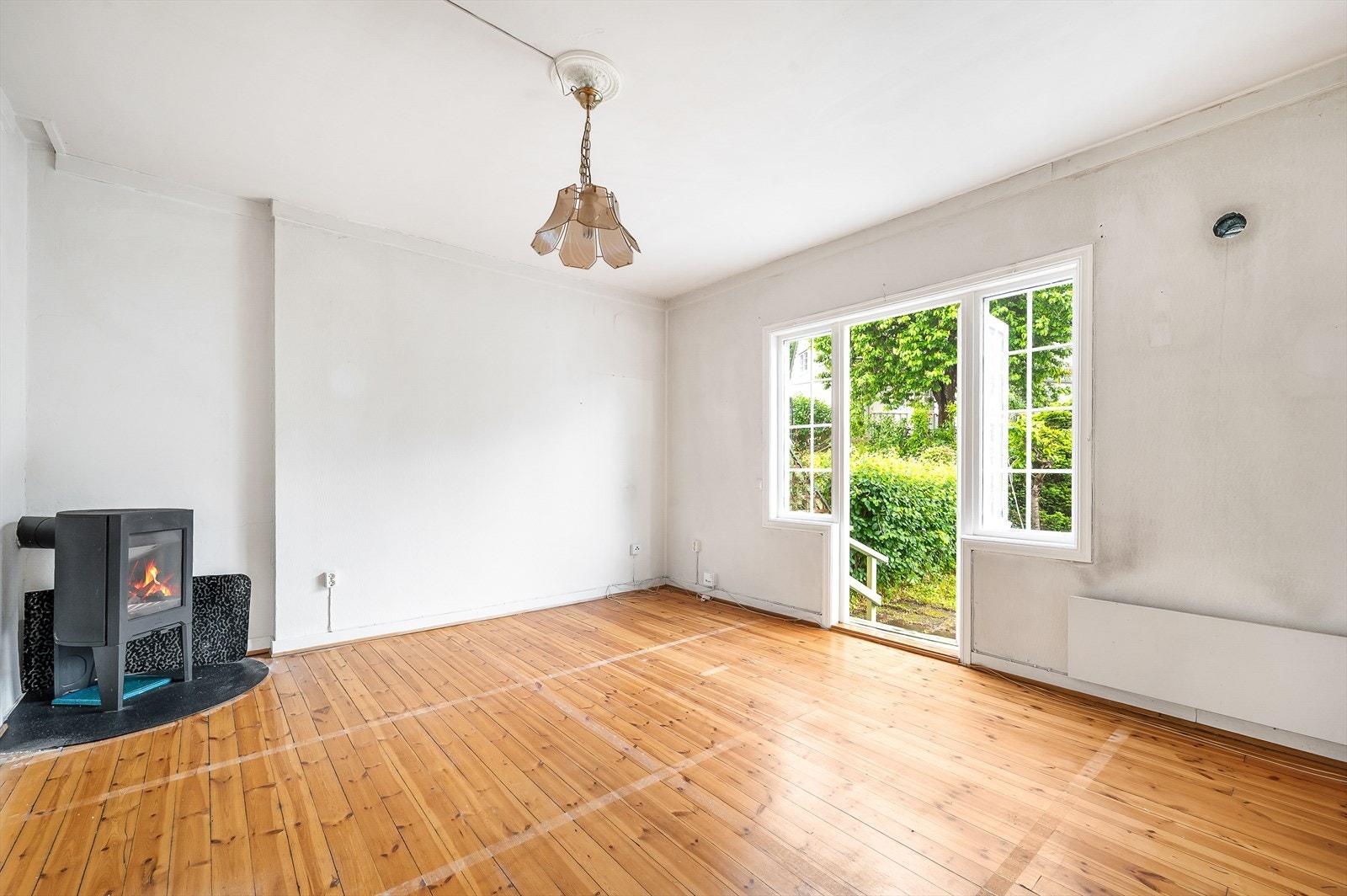 Fra stuen er det direkte utgang til en markterrasse på ca. 18 m². Galleribilde