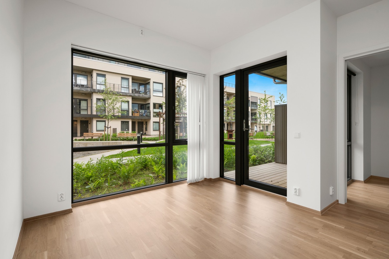 Fra stuen er det direkte utgang til egen terrasse. Galleribilde