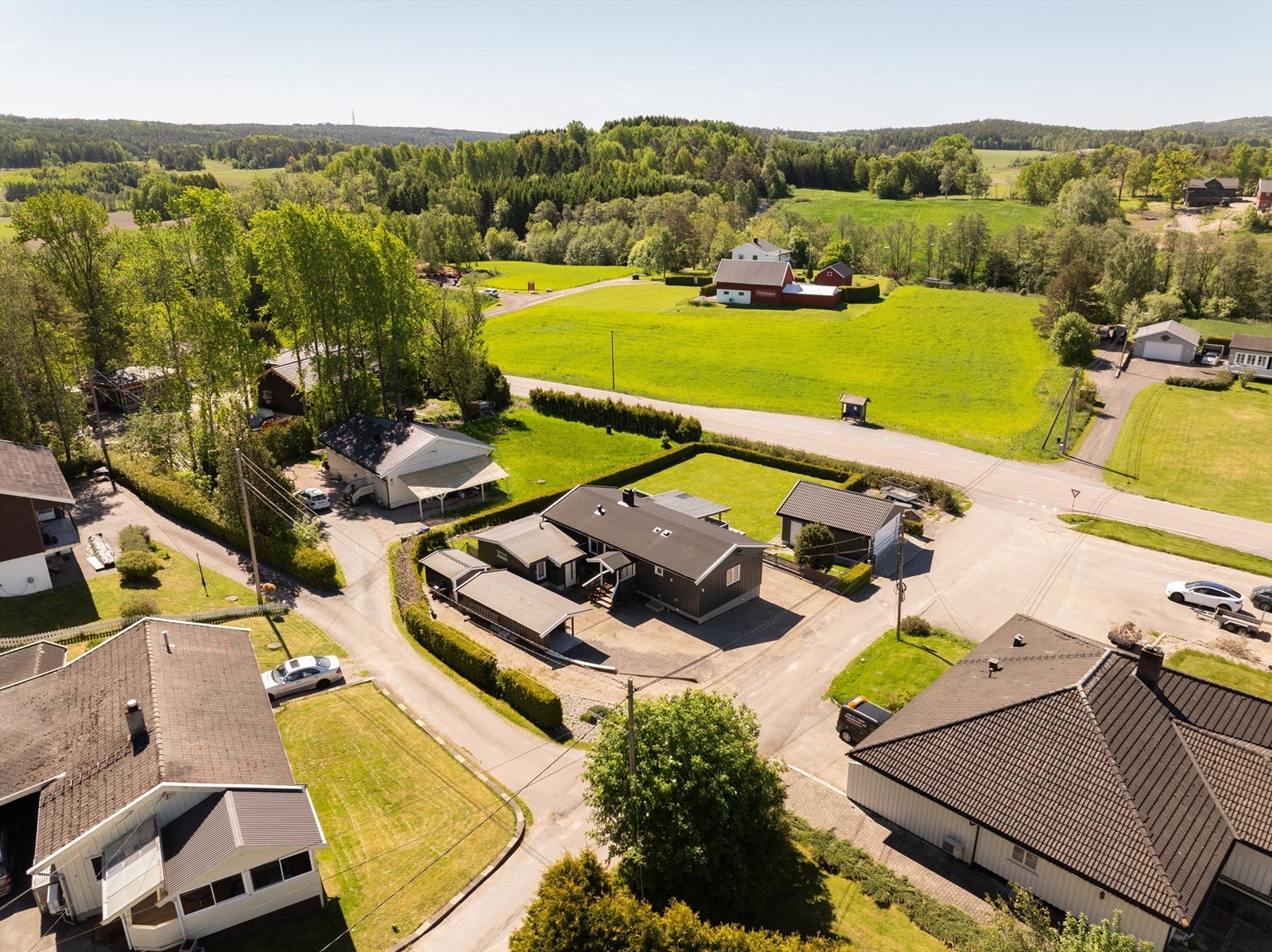 Takshingel over hybel ble skiftet ut i 2014, over hoveddel i 2009. Galleribilde