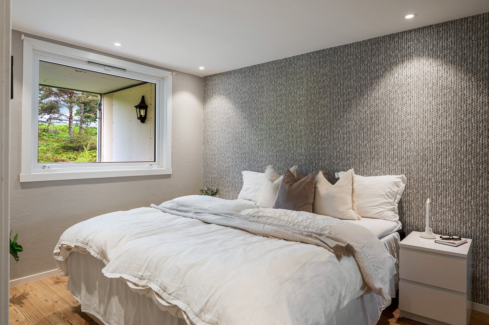 - Soverommet måler 12,2 m² - Galleribilde