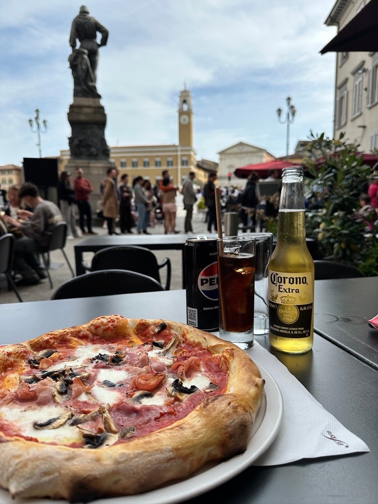 Det gode liv i studioleiligheten i Quercianella Galleribilde
