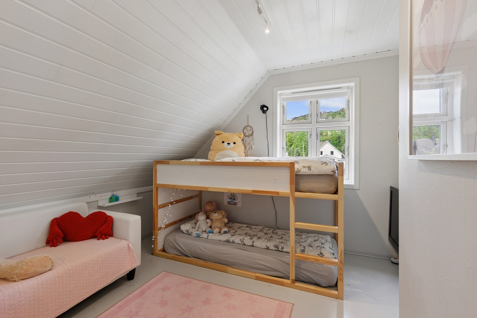 Soverommene har en god størrelse for barn og unge. Galleribilde