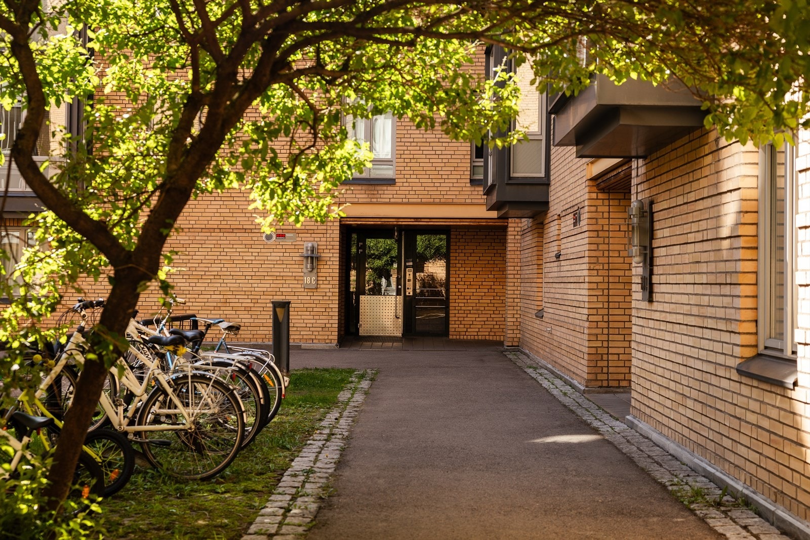 Pent opparbeidet fellesarealer i sameie Galleribilde