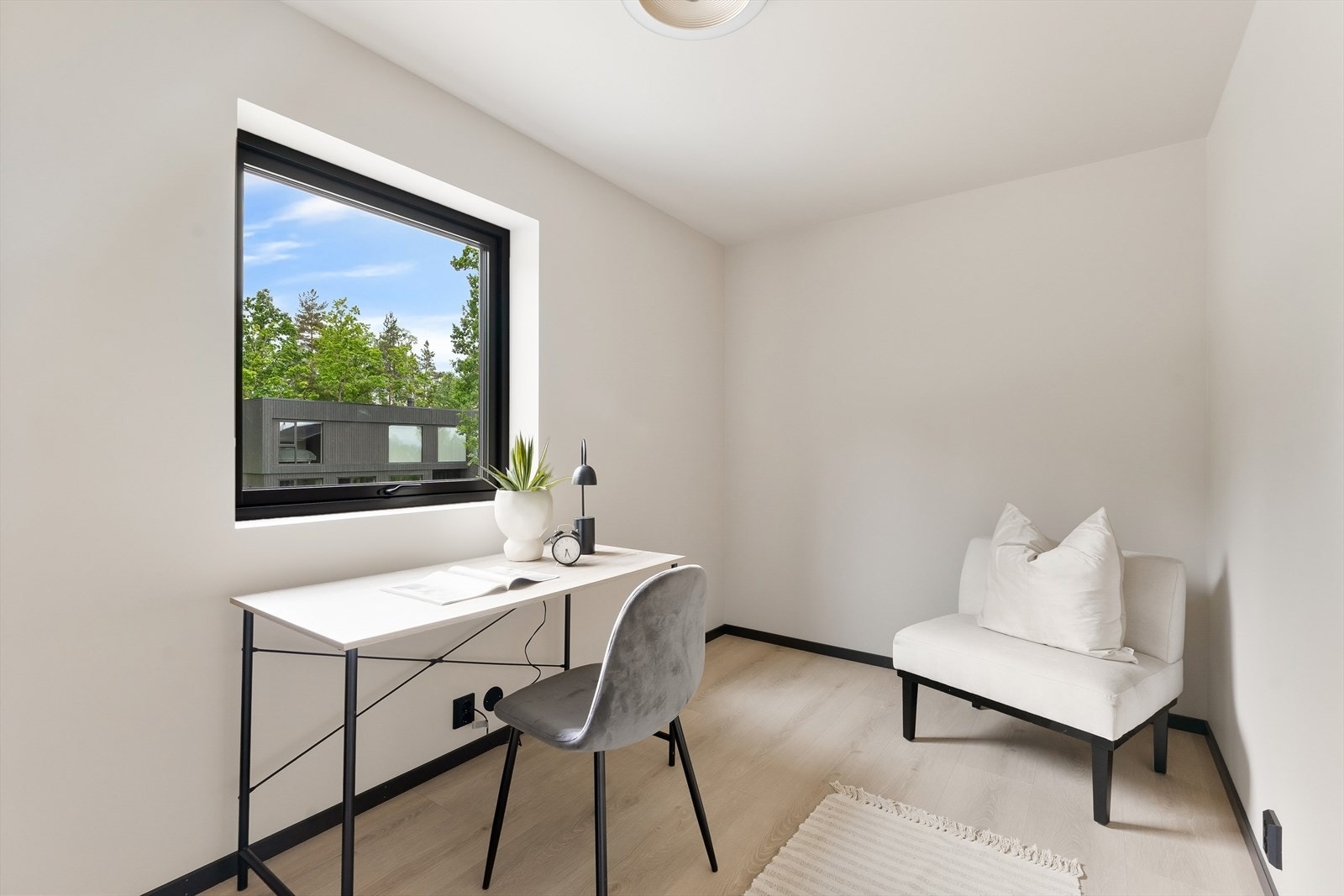 Soverom eller kontor. Galleribilde