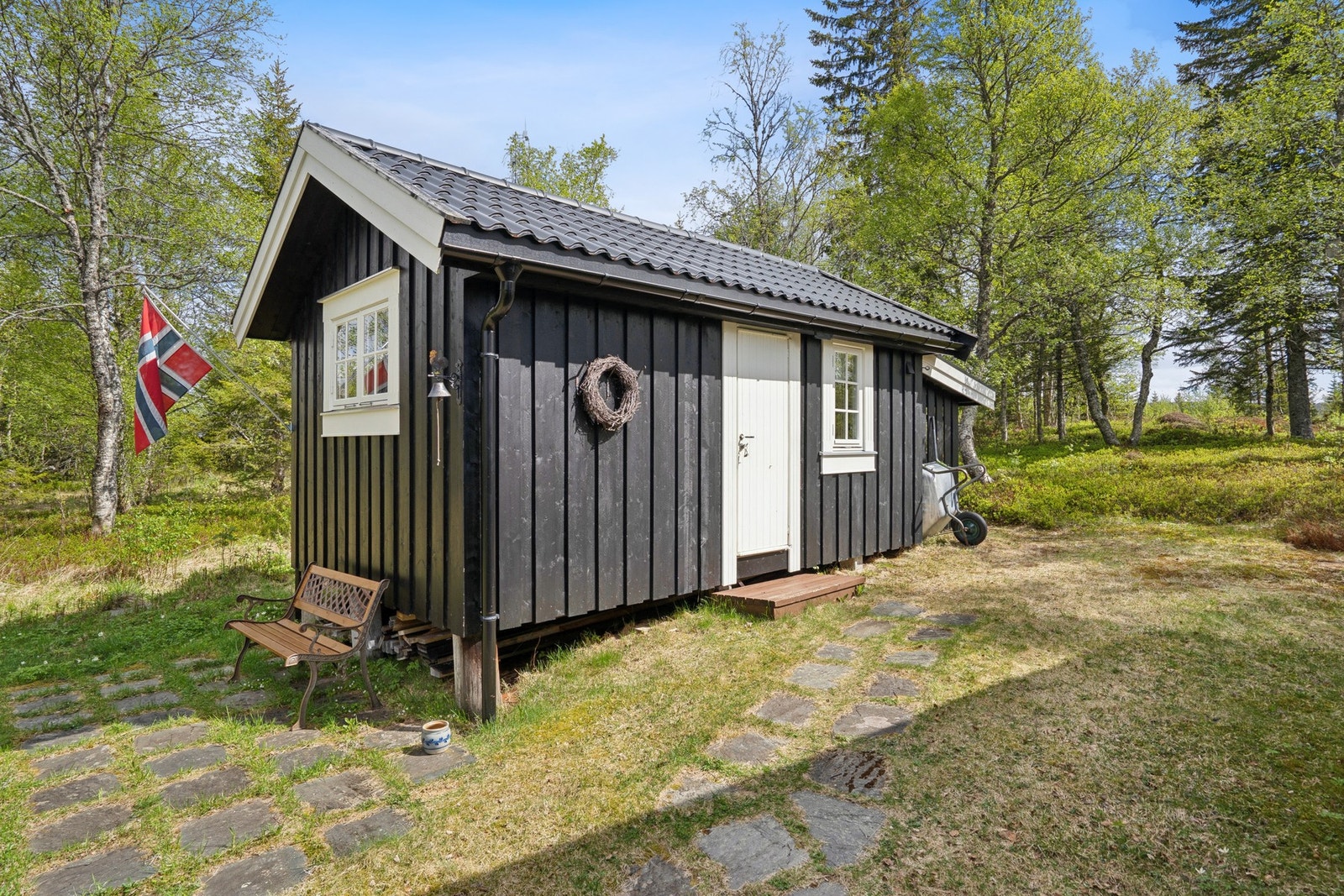 Uthus. Galleribilde