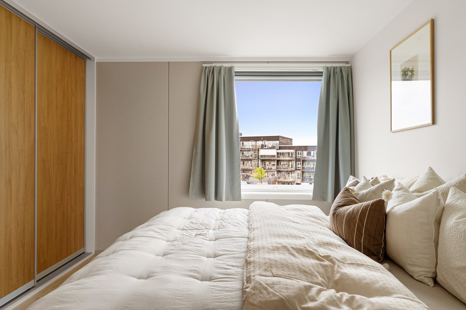- - Galleribilde