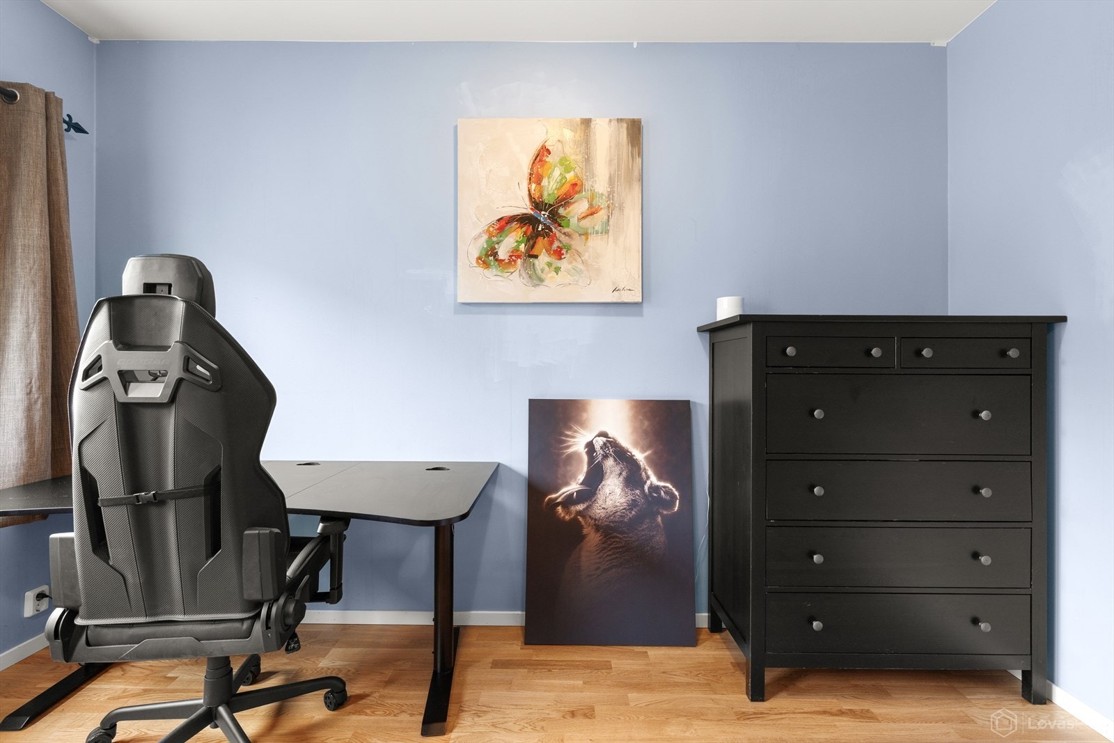 Rommet passer ypperlig som barnerom, gjesterom eller kontor. Galleribilde