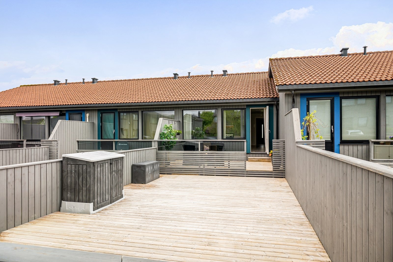 Solrik terrasse på 53 kvm. Galleribilde