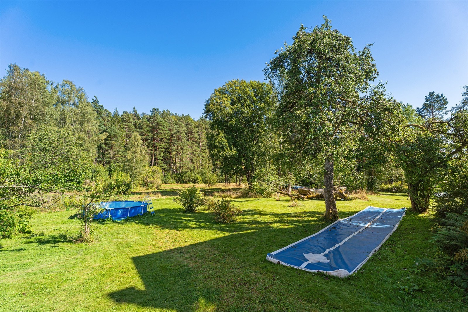 God plass for lek og morro. Galleribilde