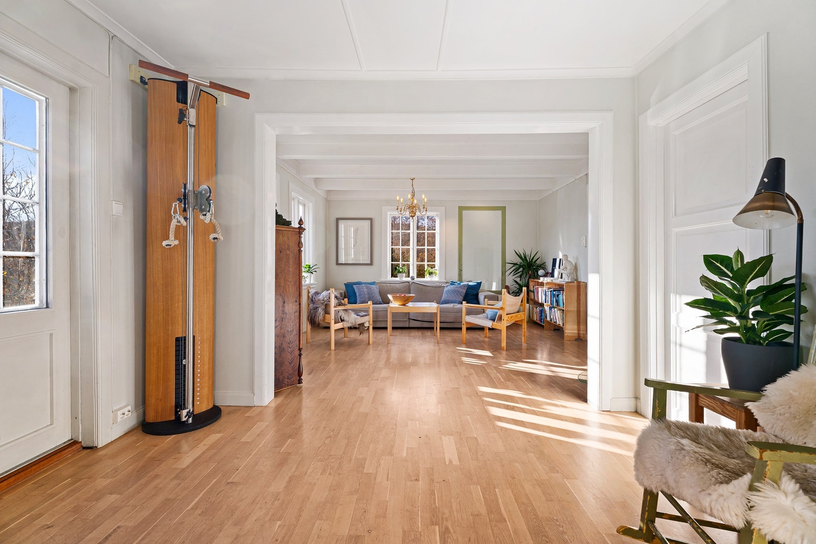 Utgang hage fra stua. Galleribilde