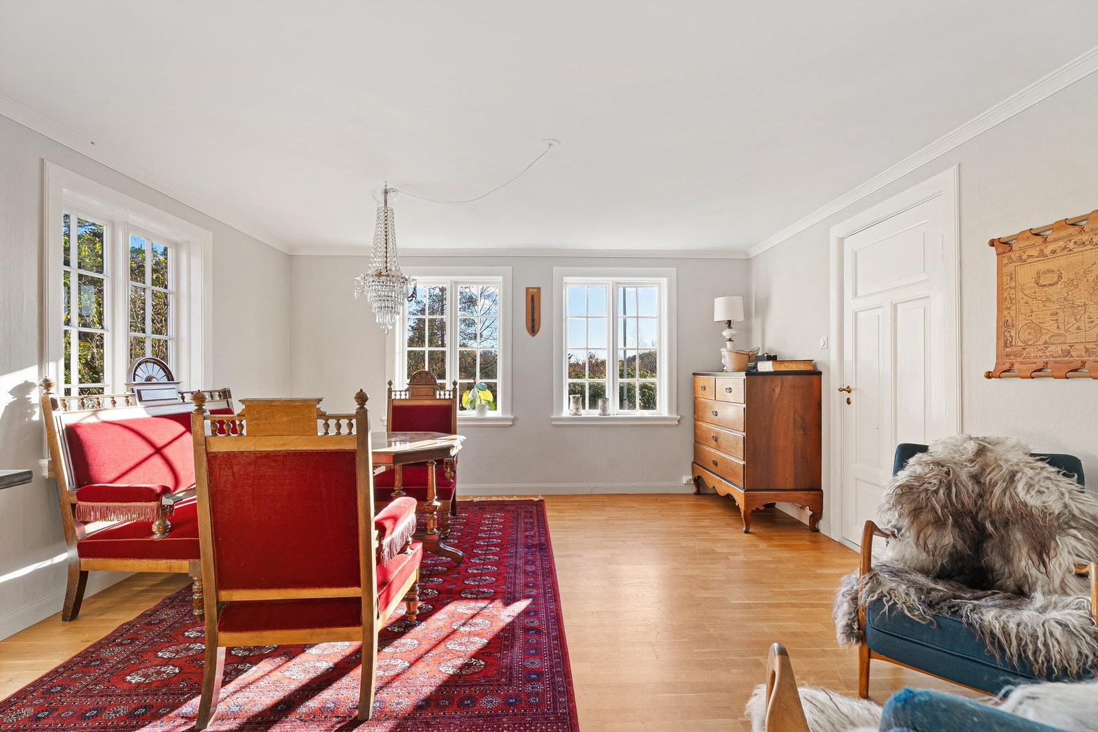 Flott utsikt også fra finstua. Galleribilde