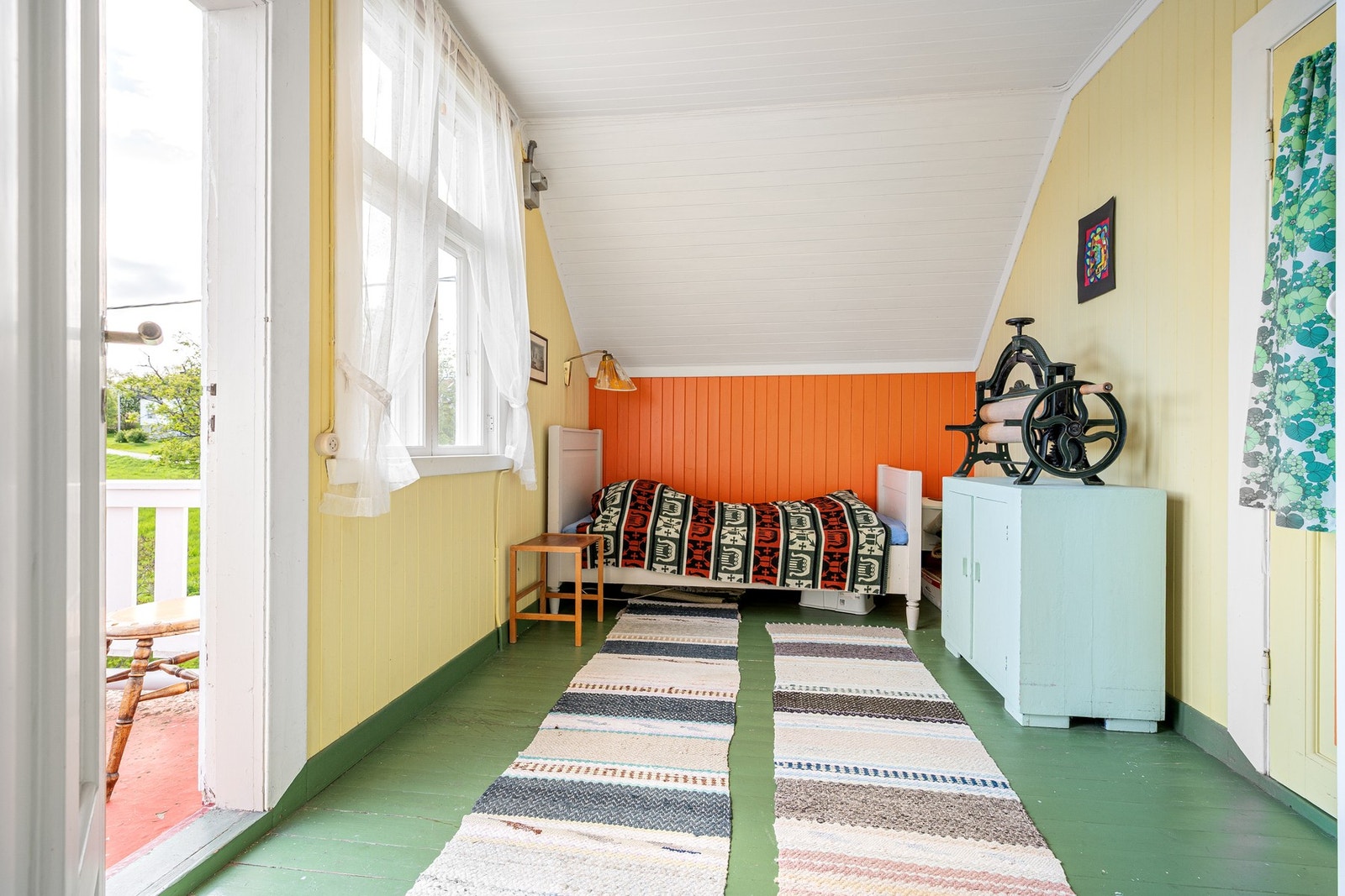Soverom 5 - med utgang til egen balkong Galleribilde