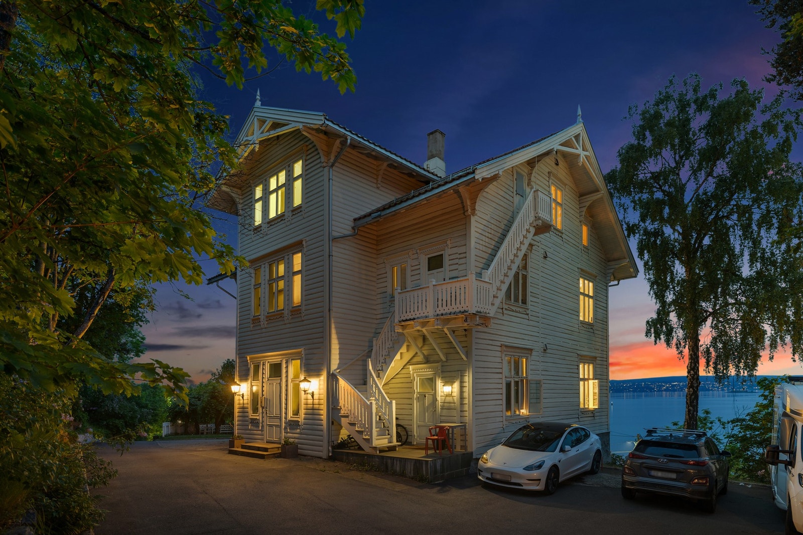 Kveldsstemning på Villa Norborg Galleribilde