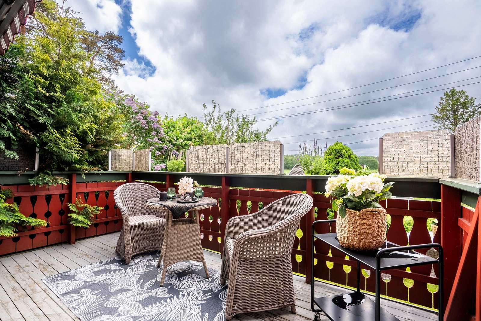 Vestvendt terrasse Galleribilde