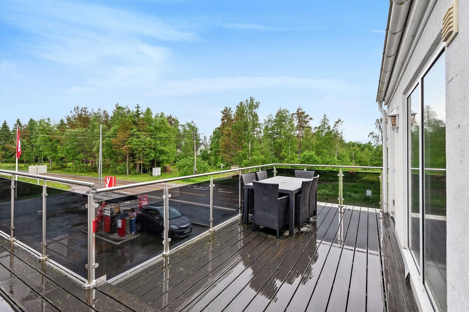 Fra fellesområdet er det utsikt over nærområdet. Galleribilde