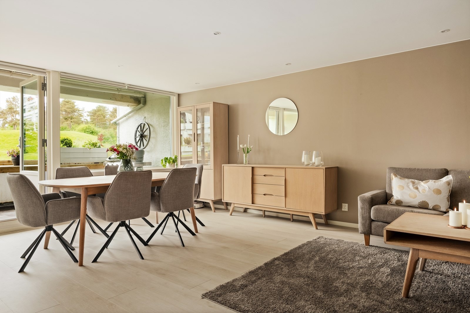 Rommet er målt til hele 43,6 m². Galleribilde