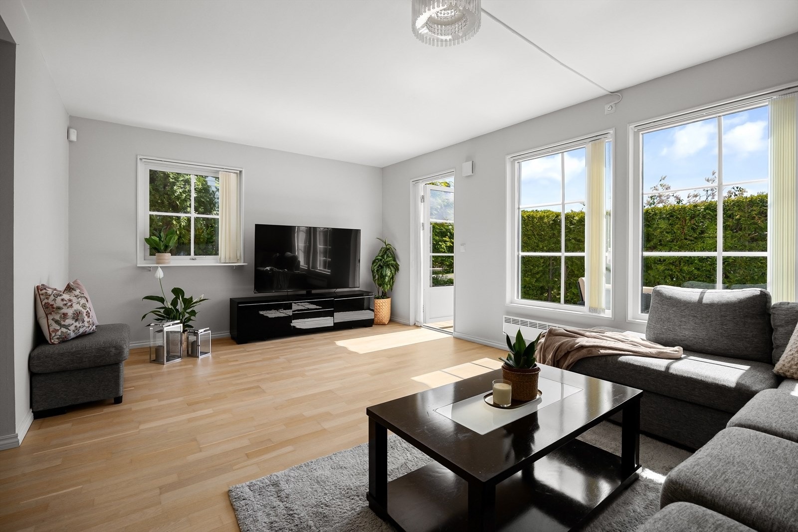 Nordvik Østensjø har gleden av å presentere Skullerudbakken 36! Galleribilde
