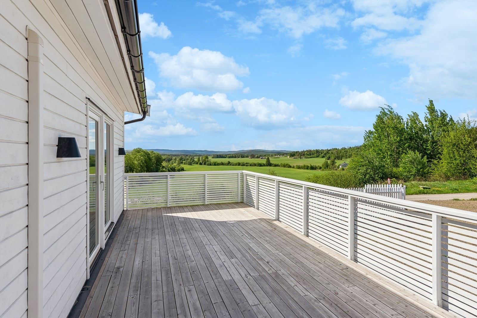 Her ligger alt til rette for å nyte de fine sommerdagene! Galleribilde