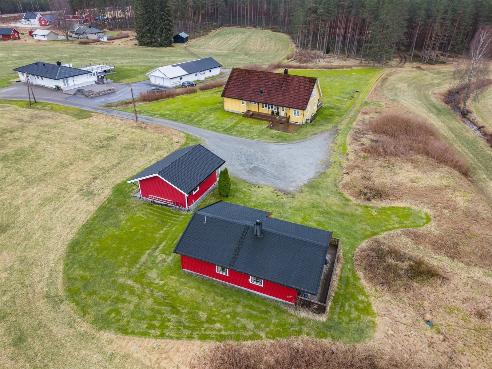 Landbrukseiendom på 631 daa. Galleribilde