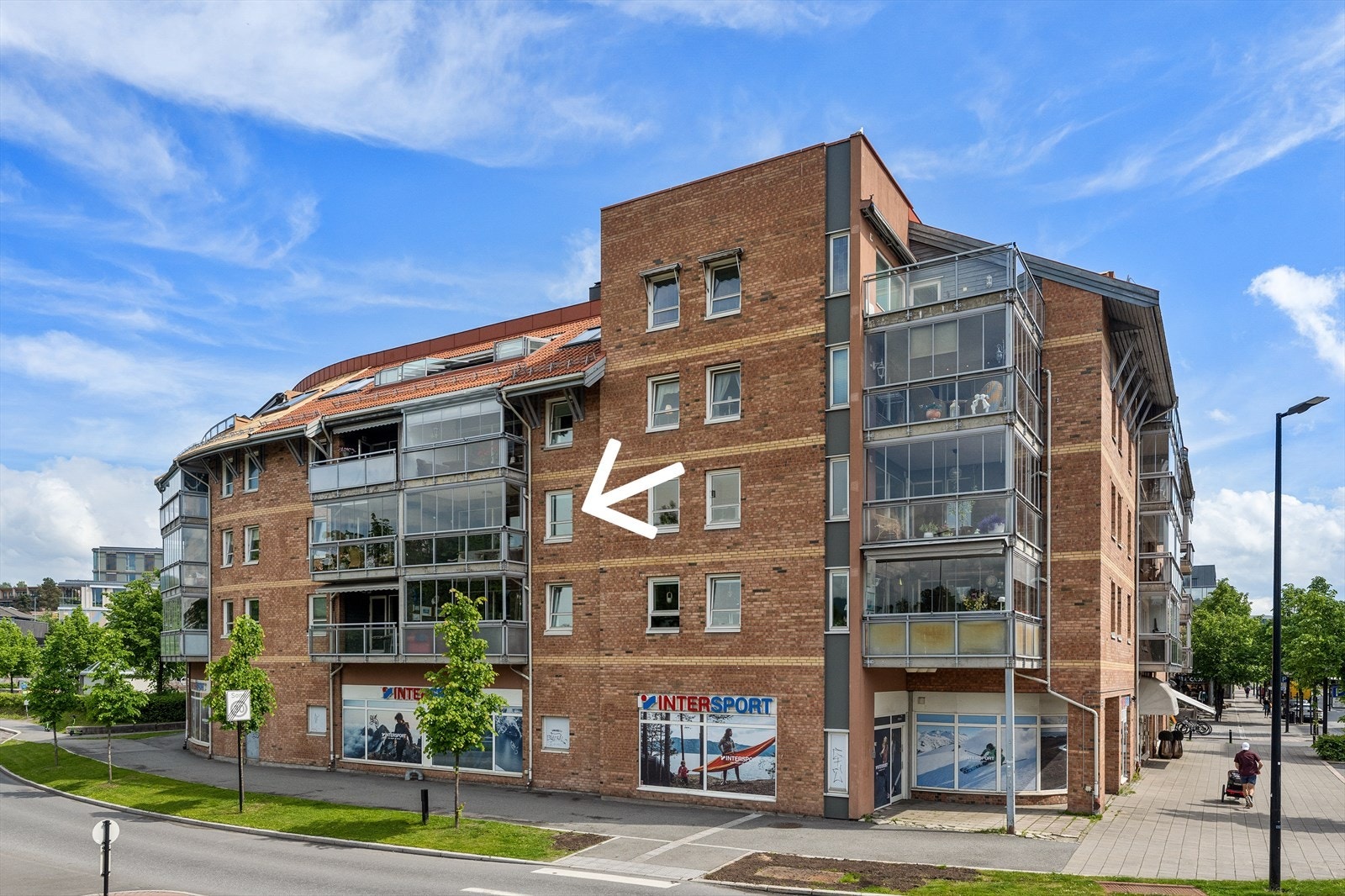 Leiligheten ligger i byggets 3. etasje. Galleribilde